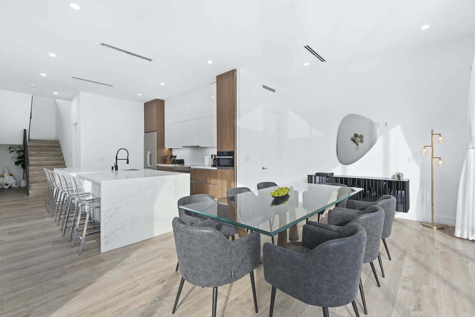 The Summercrest Villa