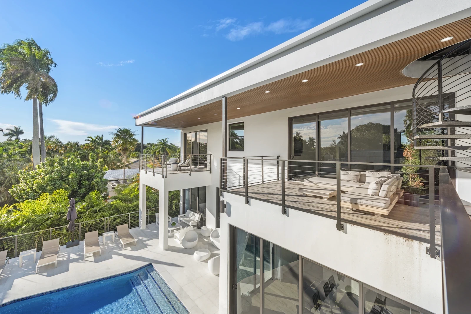 The Summercrest Villa