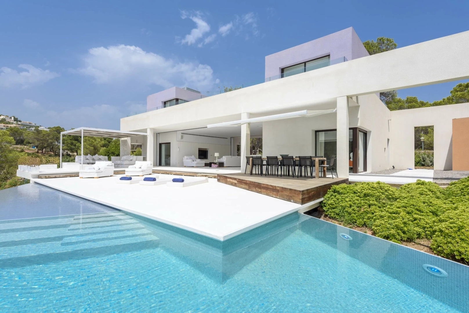 The Viola Villa