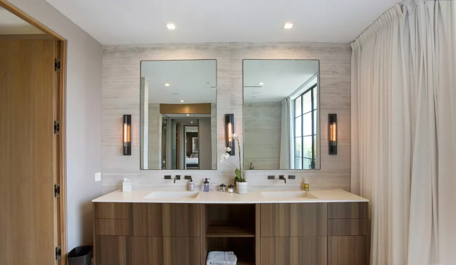 The Foothill Mansion