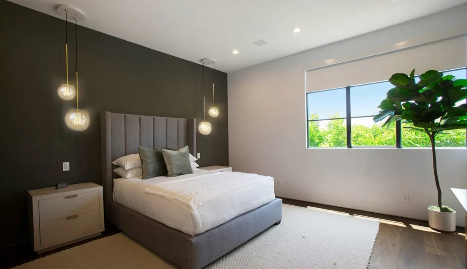 The Foothill Mansion