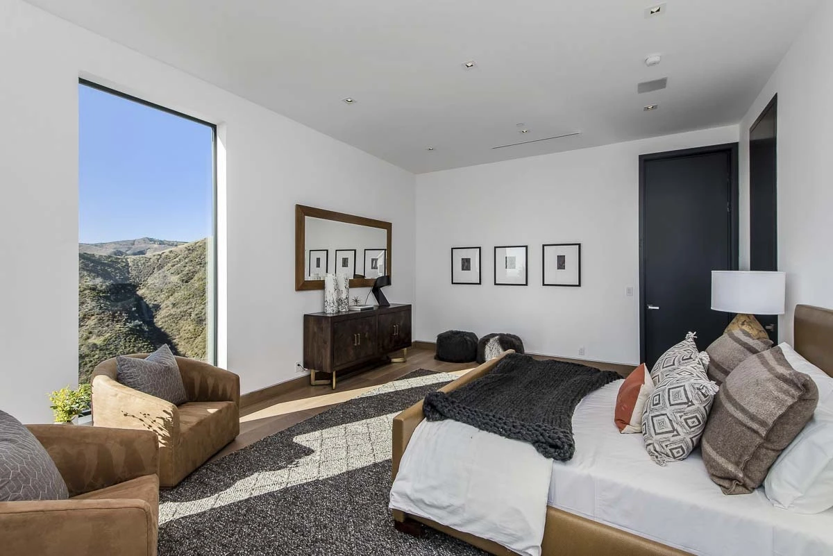 The Linda Flora Villa