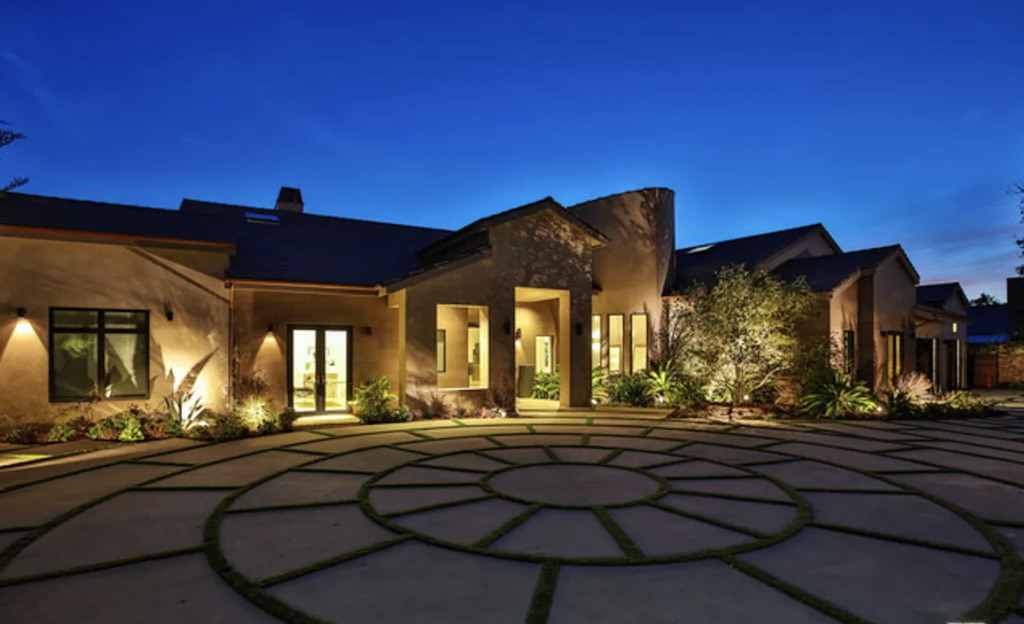 The Dusk Villa