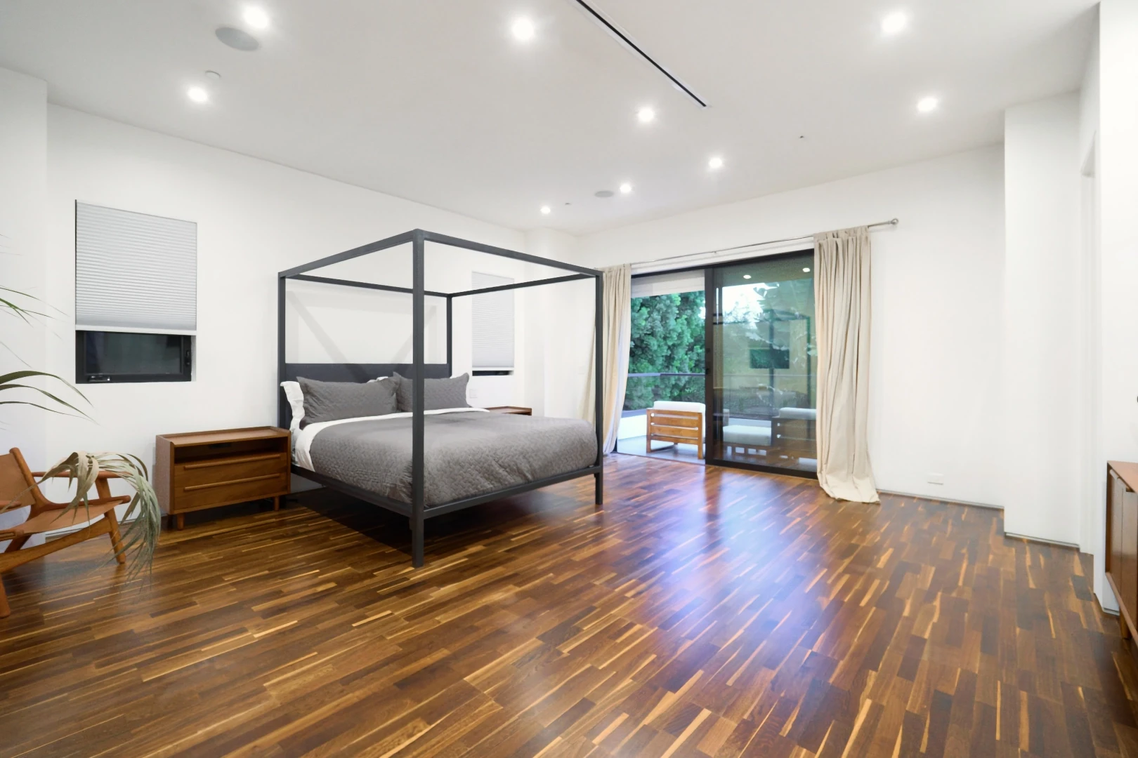 The Havenhurst Villa