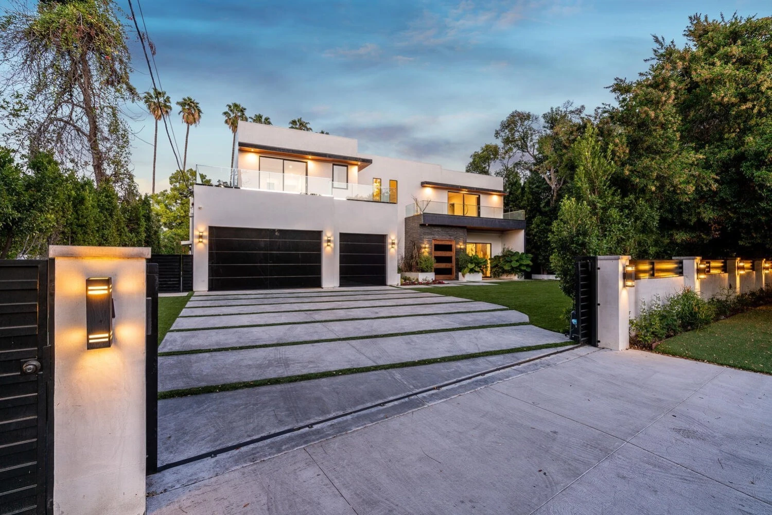 The Woodley Villa