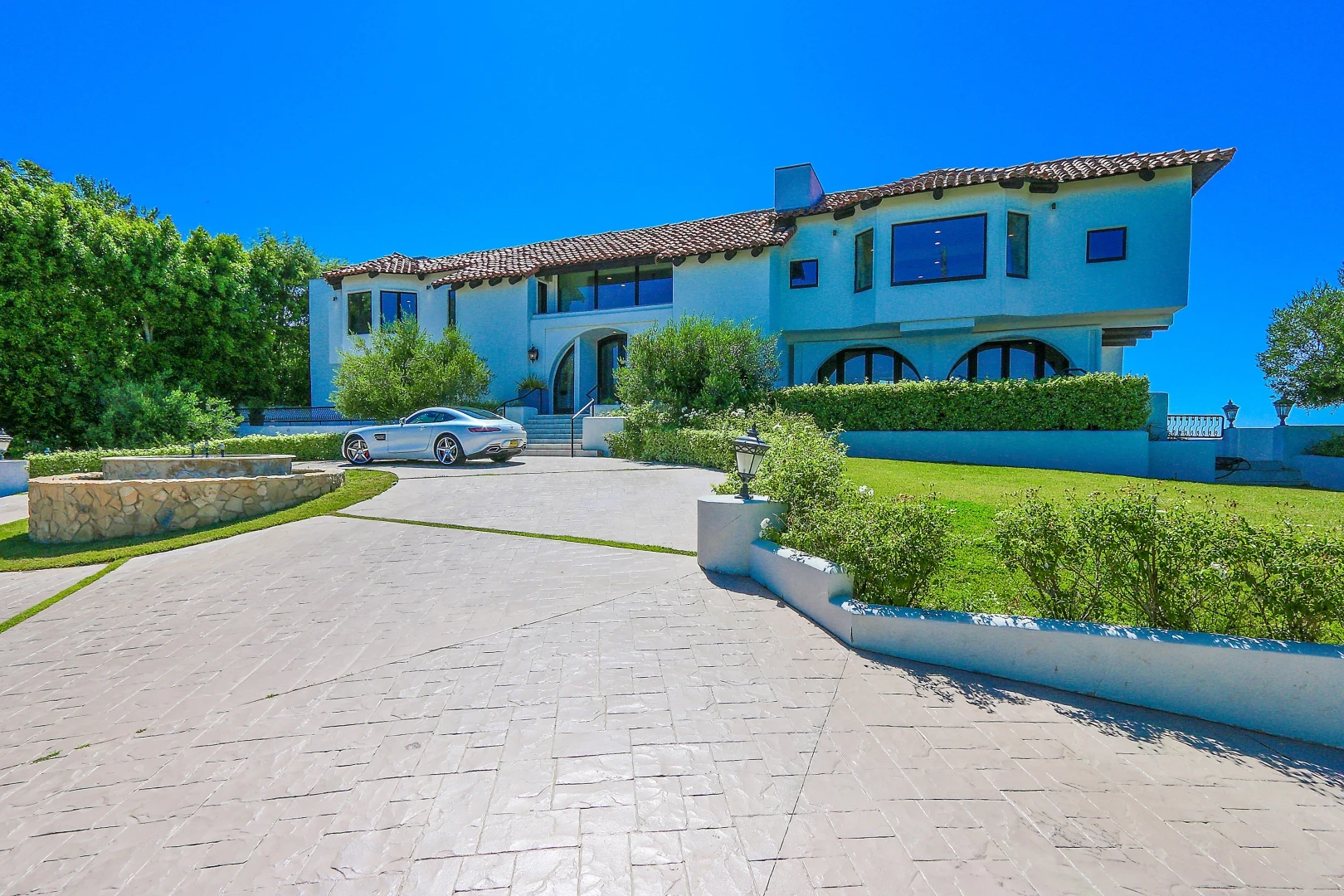 The Mulholland Villa