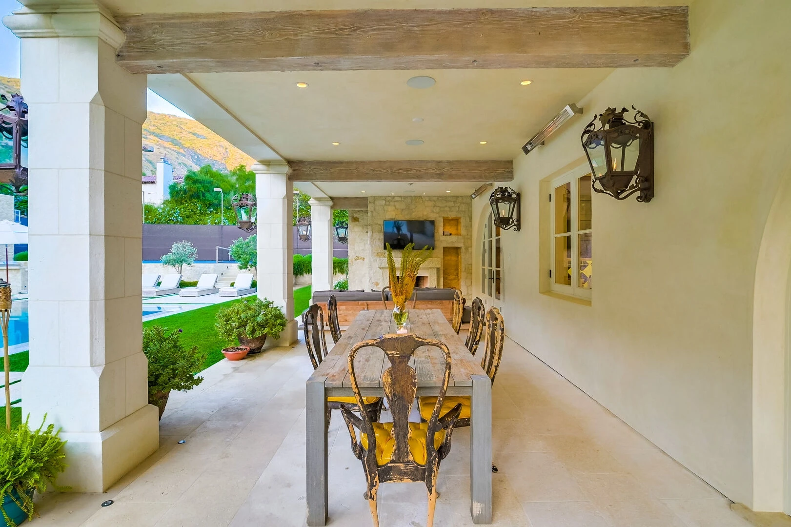 The Serritas Mansion