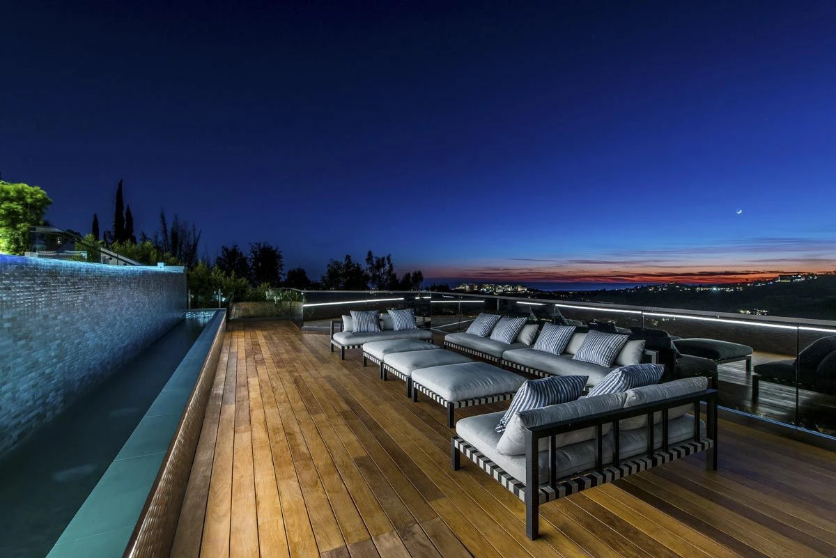 The Linda Flora Villa