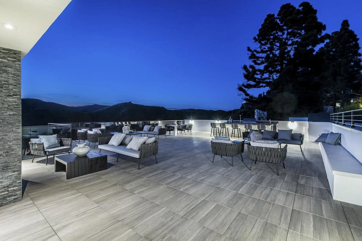 The Linda Flora Villa