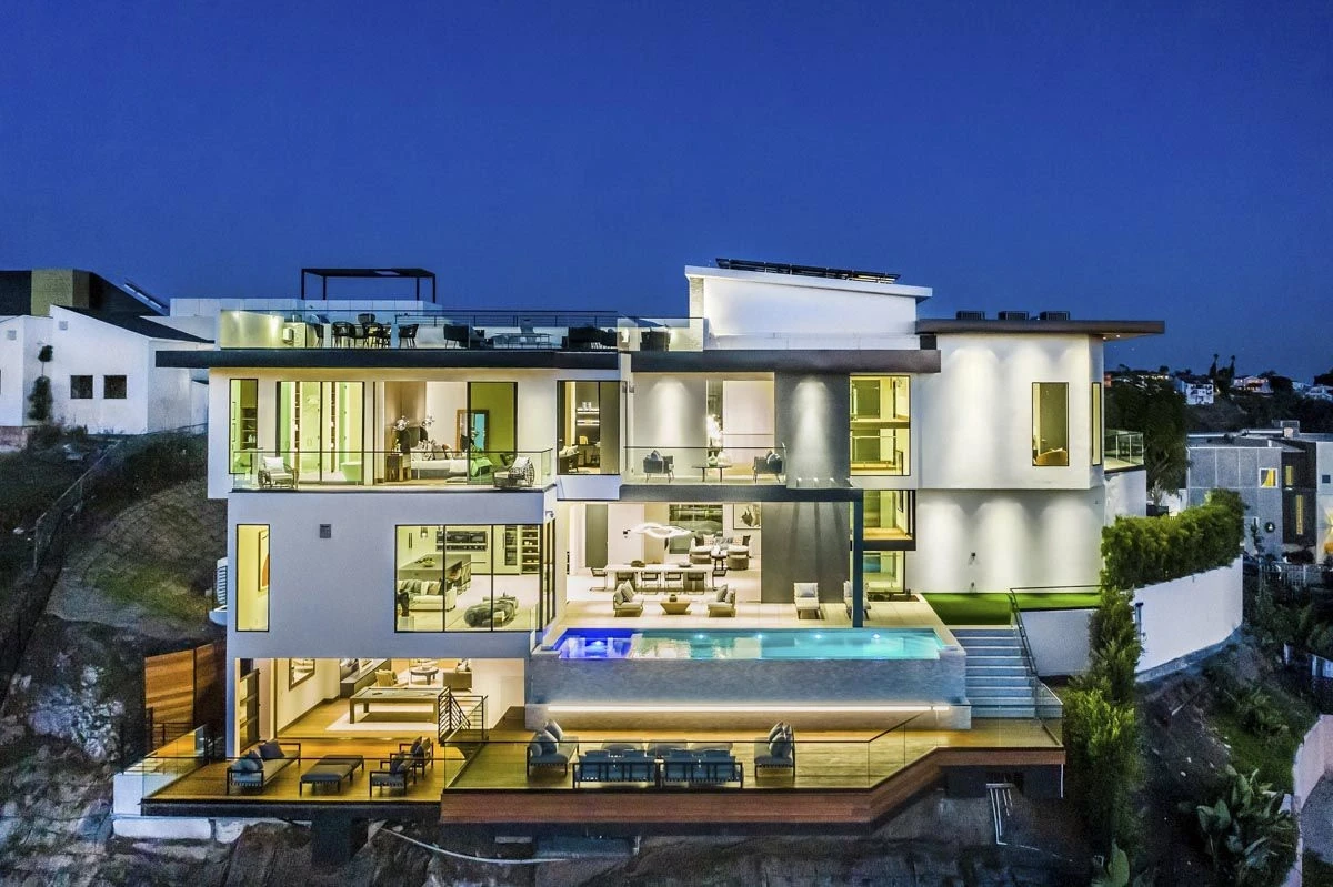 The Linda Flora Villa