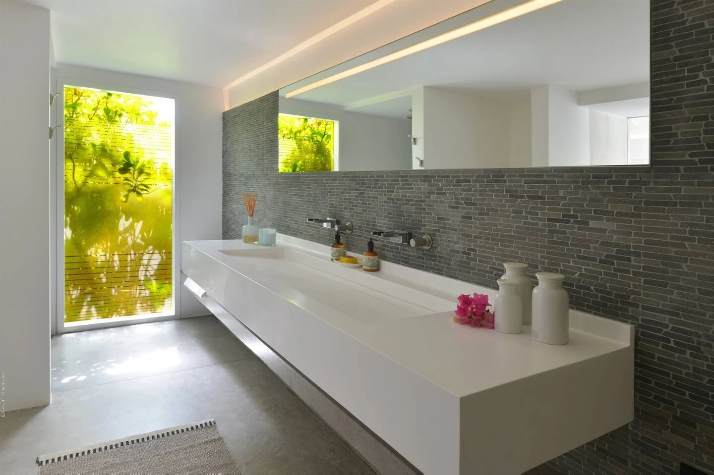 The Casadelmar Villa