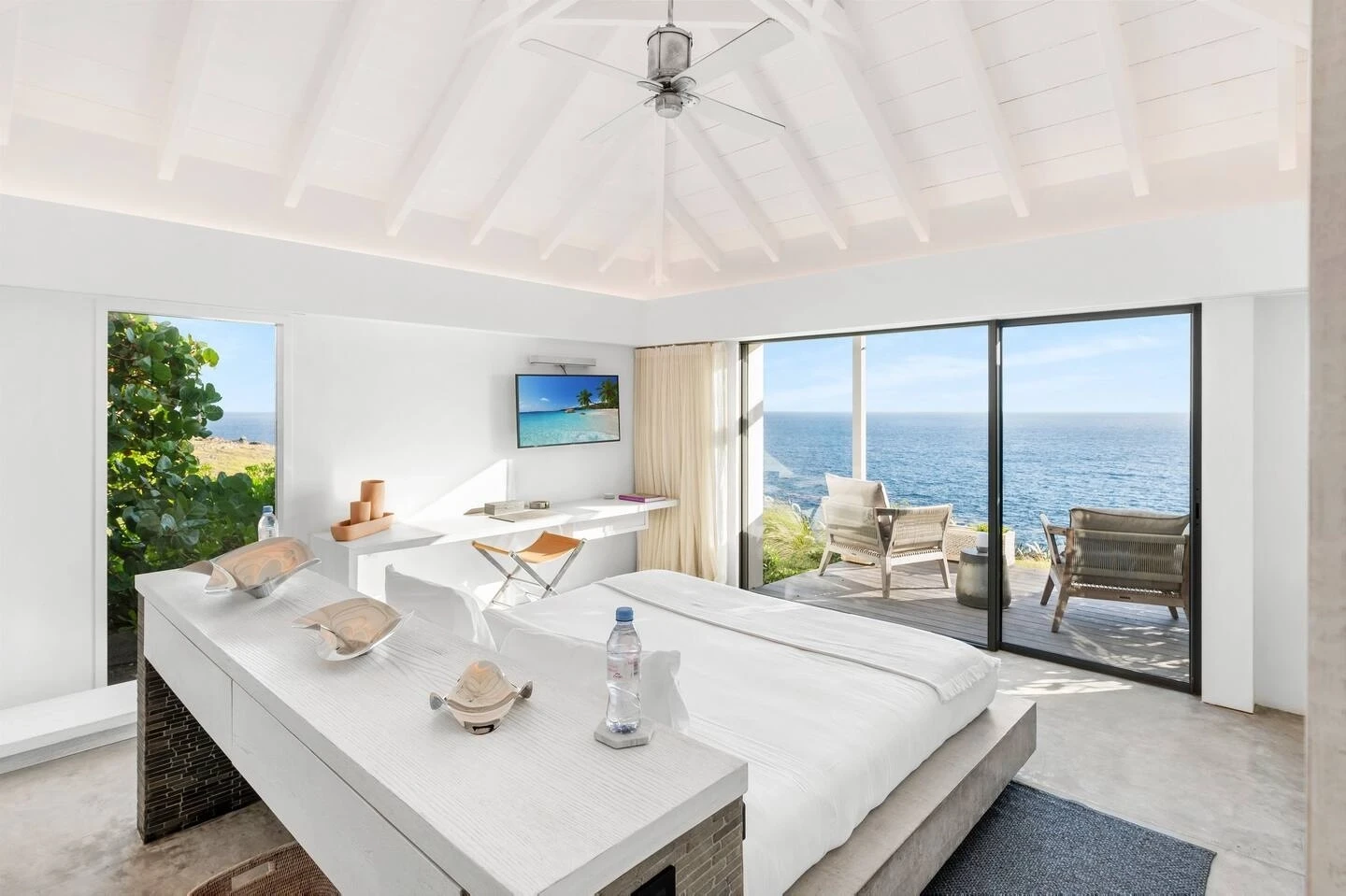 The Casadelmar Villa