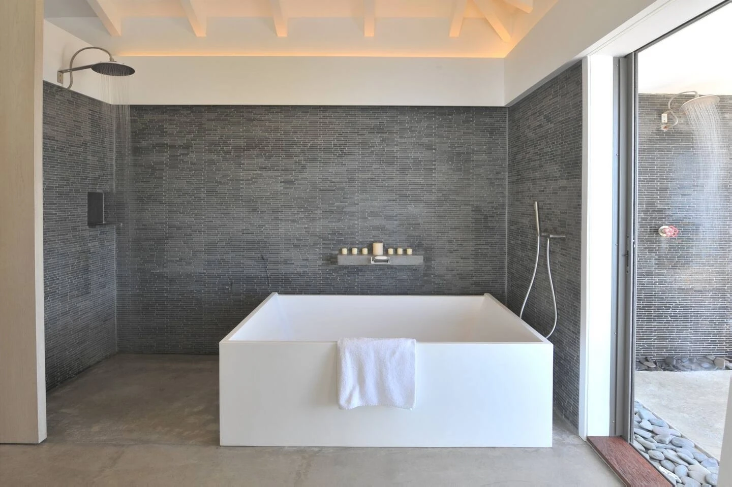 The Casadelmar Villa