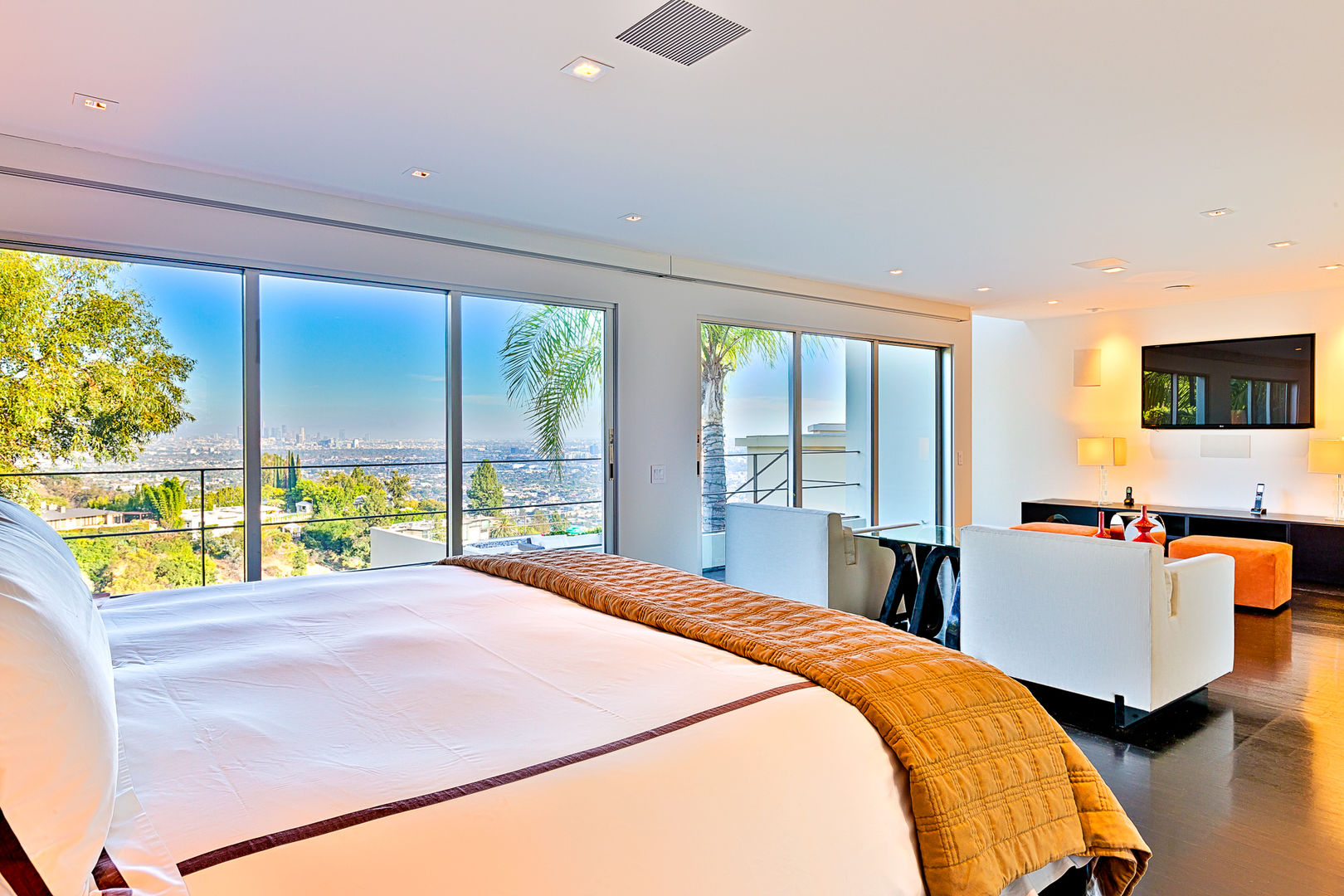 The Mockingbird Mansion