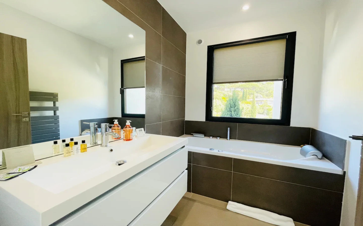 The Voileblanche Villa