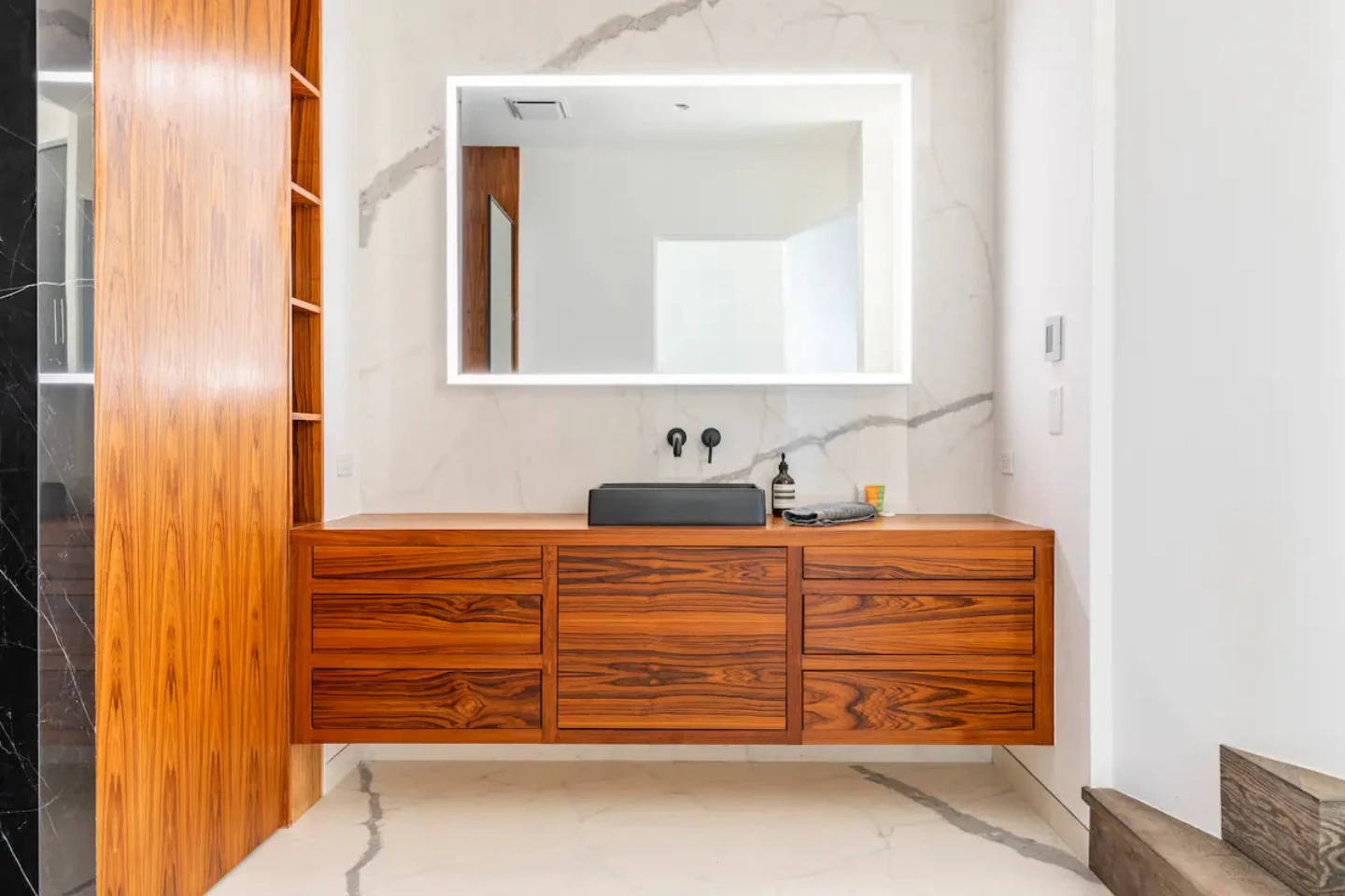 The Nightingale Villa