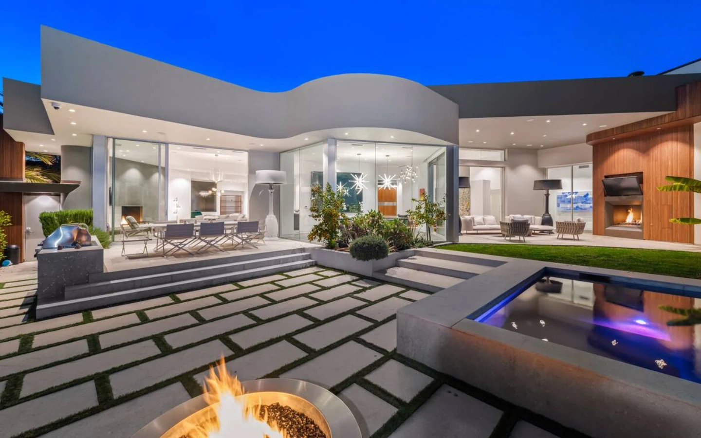 The Nightingale Villa