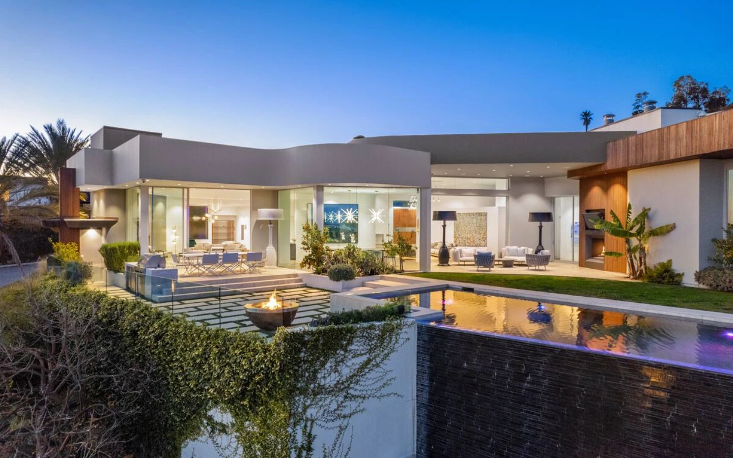 The Nightingale Villa