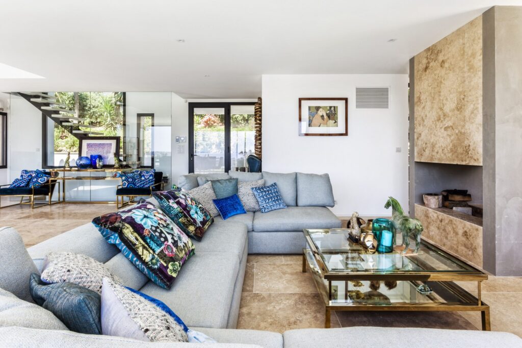 The Humming Villa