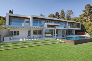 The Ultimate Guide to Luxury Villa Rentals in Miami