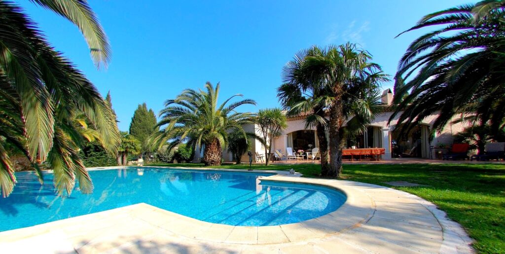 The Aliz Villa