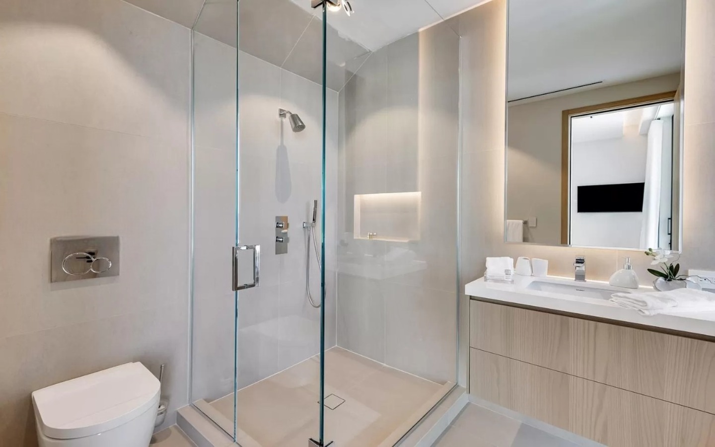 The Venetian Mansion