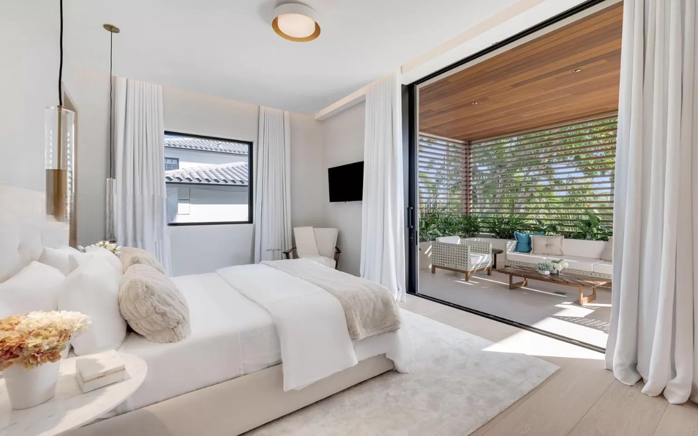 The Venetian Mansion