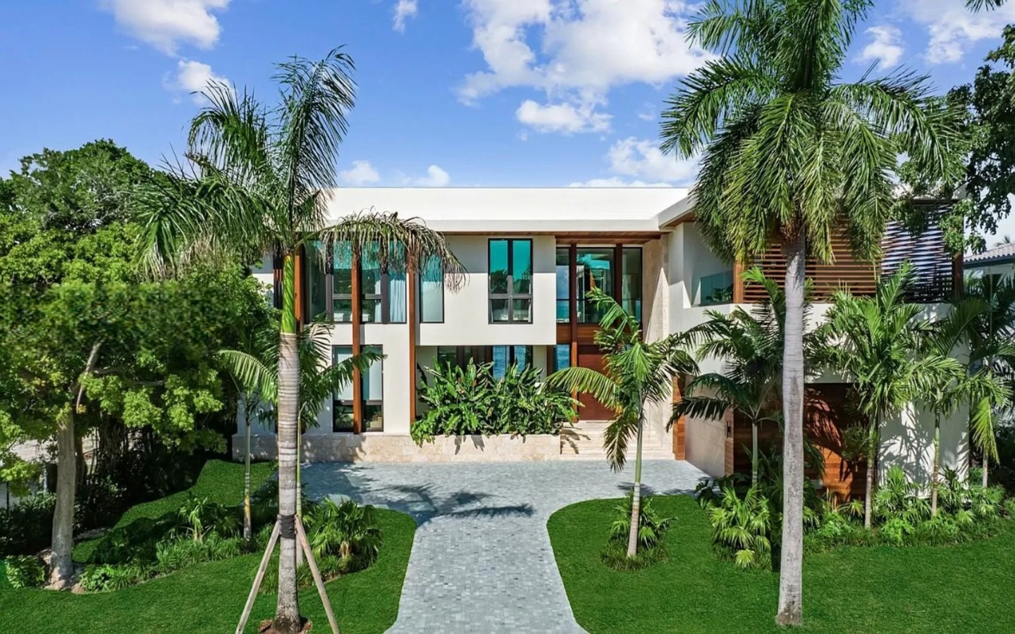 The Venetian Mansion