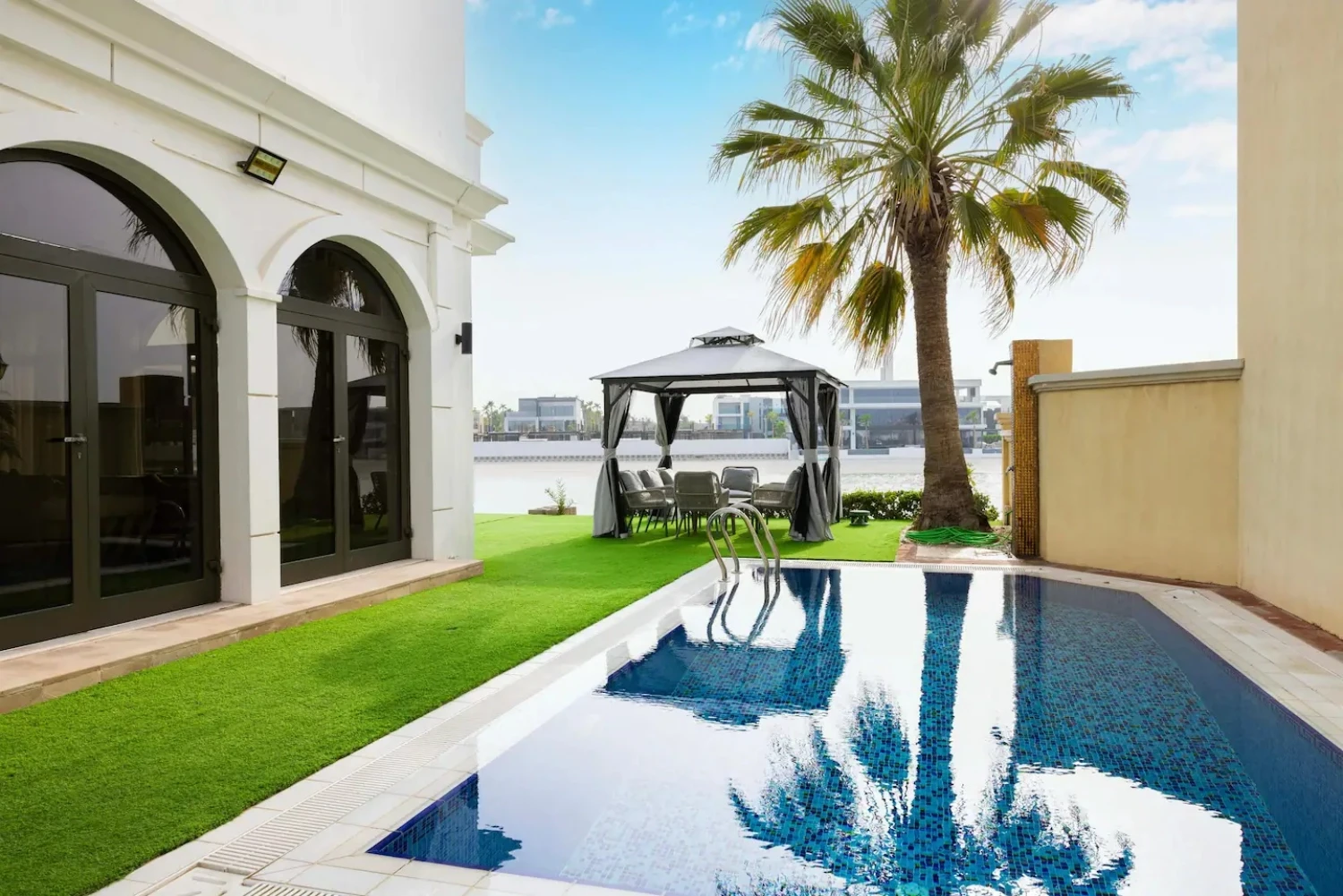 Dubai rental