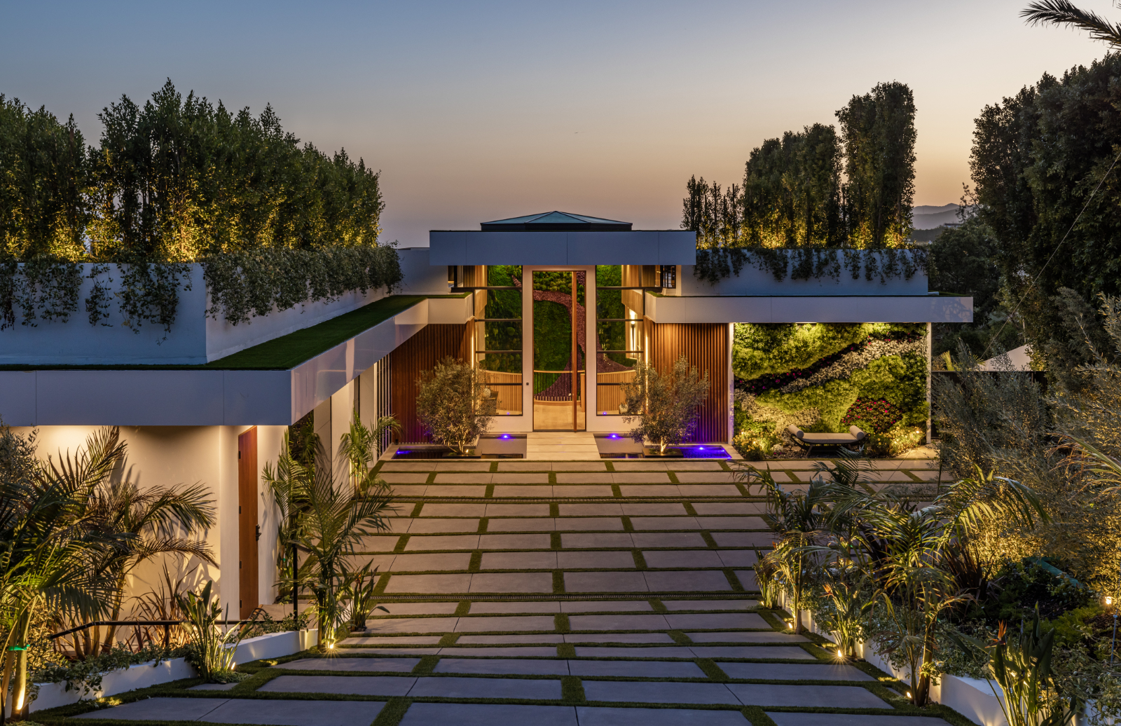 The Somera Mansion