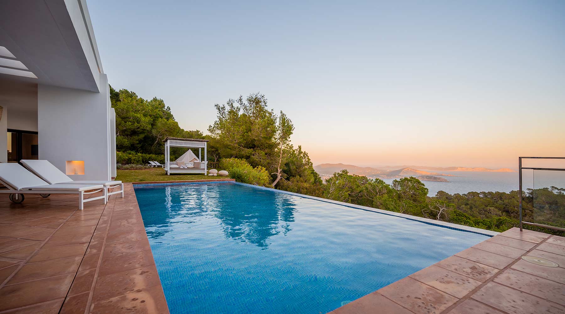 The El Mirador Villa