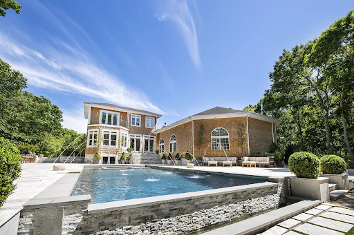 Hamptons Villa