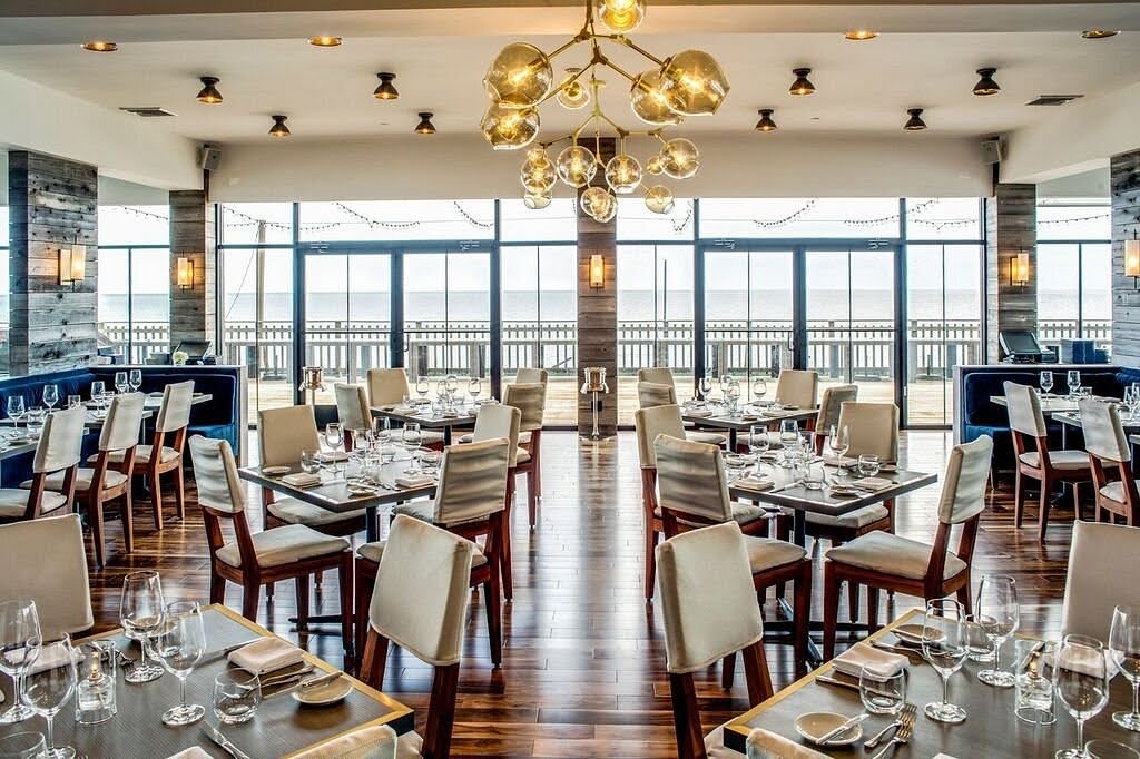 Hamptons Villa Rental Guide: Top 5 Fine Dining Spots 2025