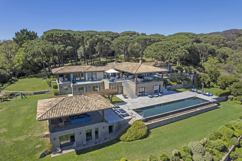 The Azul Villa
