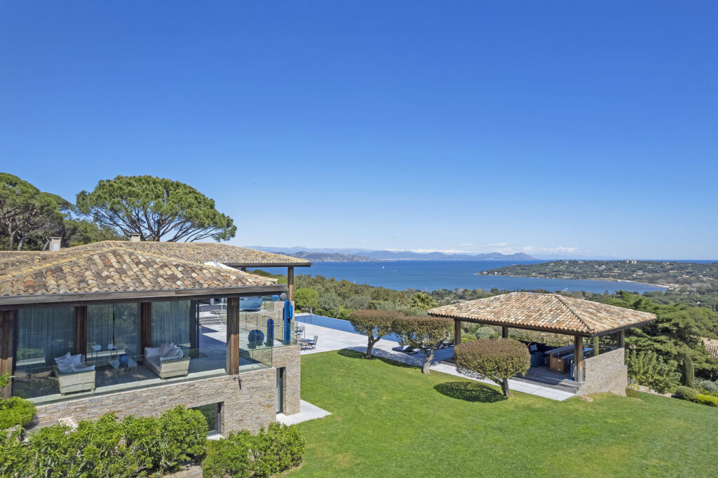 The Azul Villa