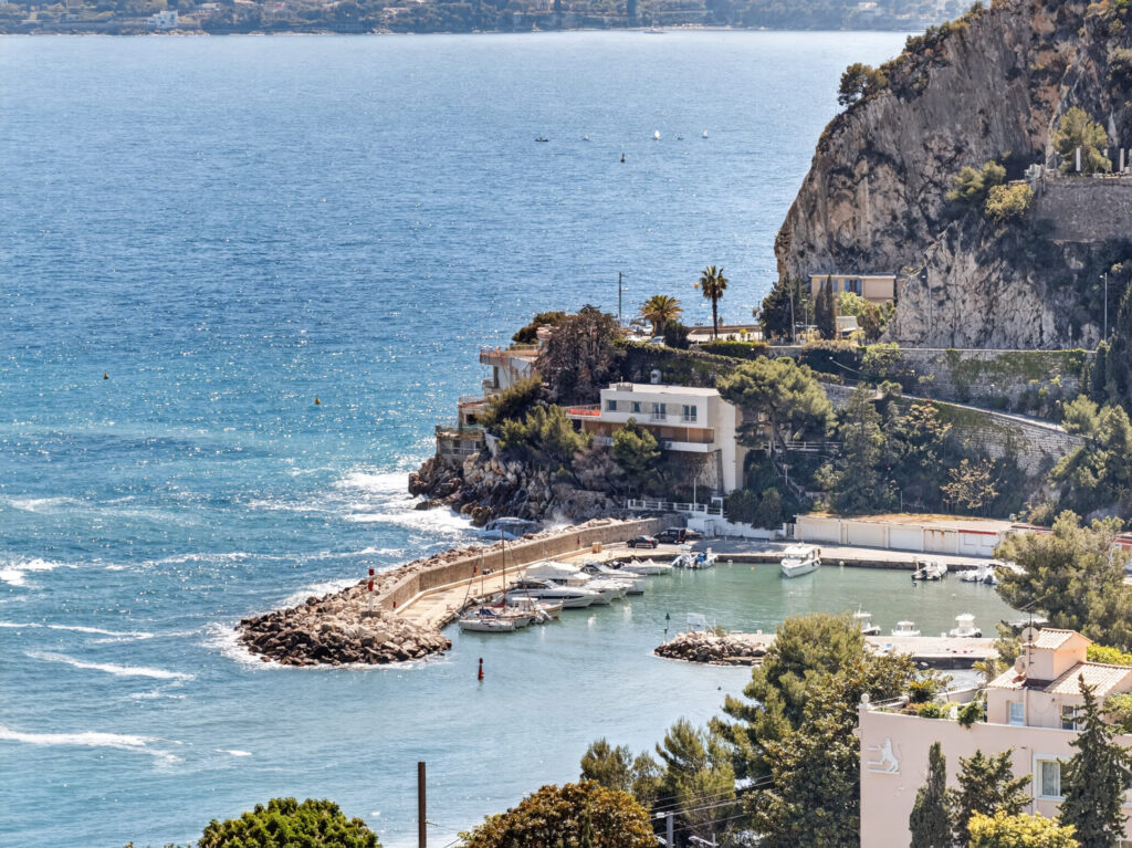 The Angel Villa