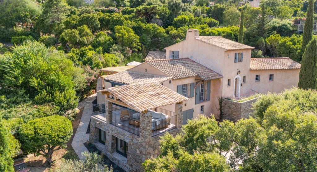 The Taro Villa