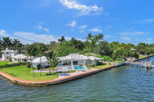 The Ultimate Guide to Luxury Villa Rentals in Miami