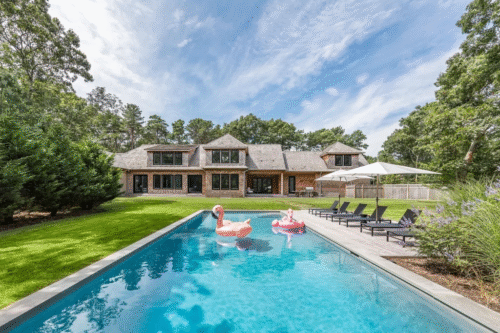 Où trouver les meilleures villas de luxe aux Hamptons pour des vacances d’été