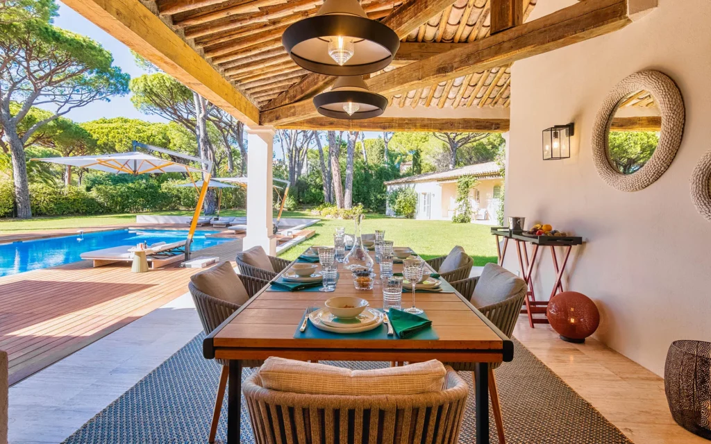 The Lisa Villa