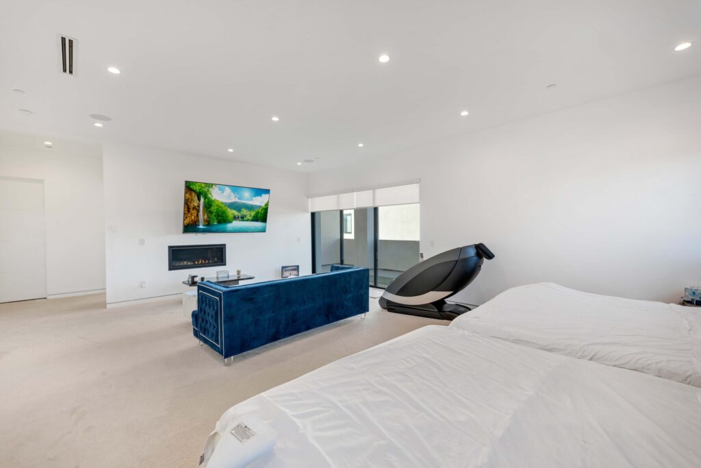 Bedroom 6
