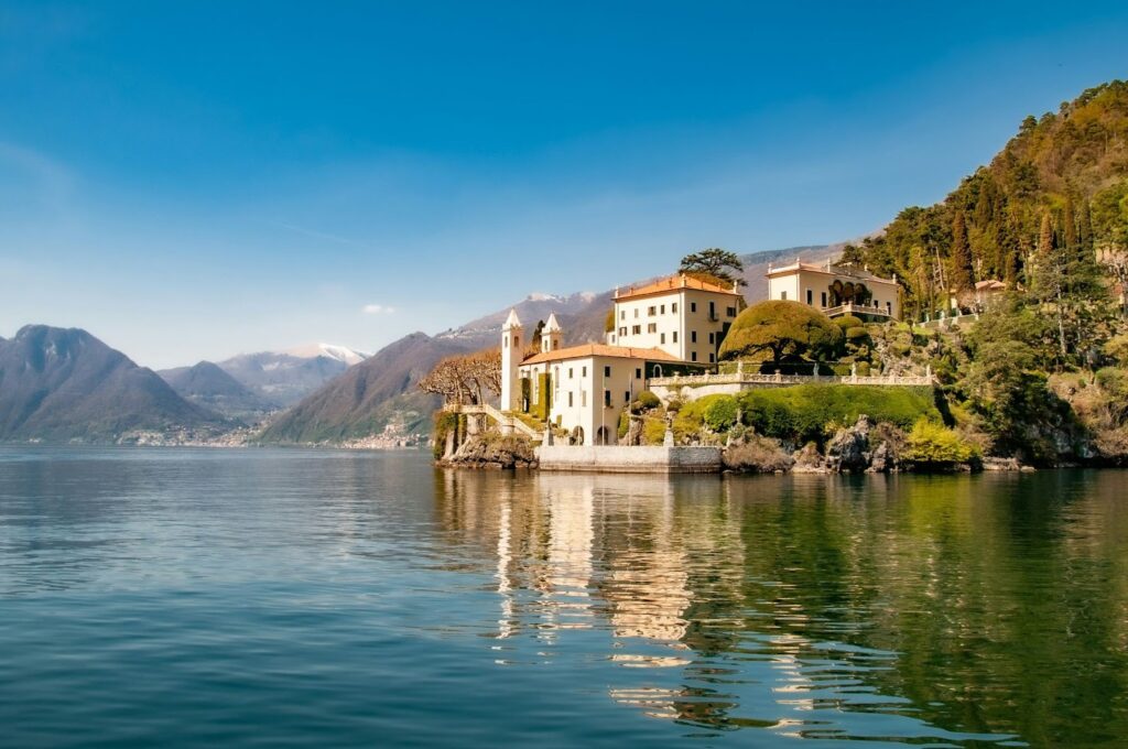 Inside the World of Luxury Wedding Experiences on Lake Como