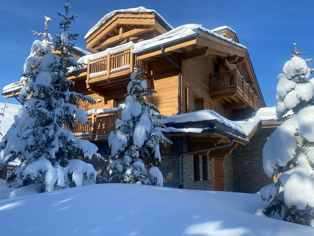 Why Do Americans Go to Courchevel Instead of Aspen in 2026