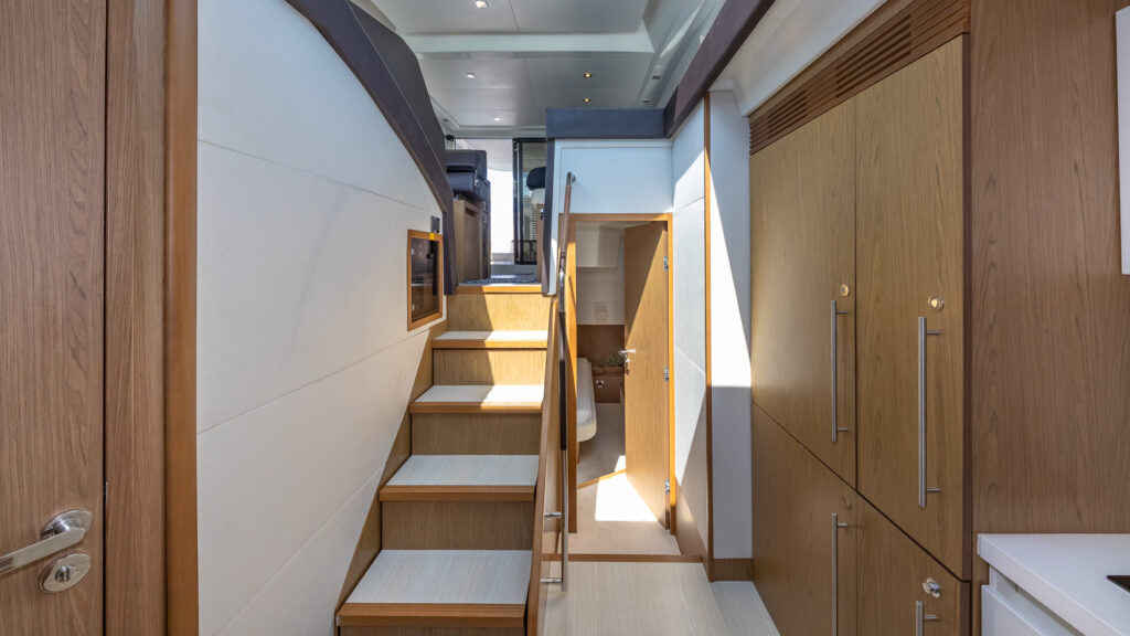 52’ Beneteau Flybridge