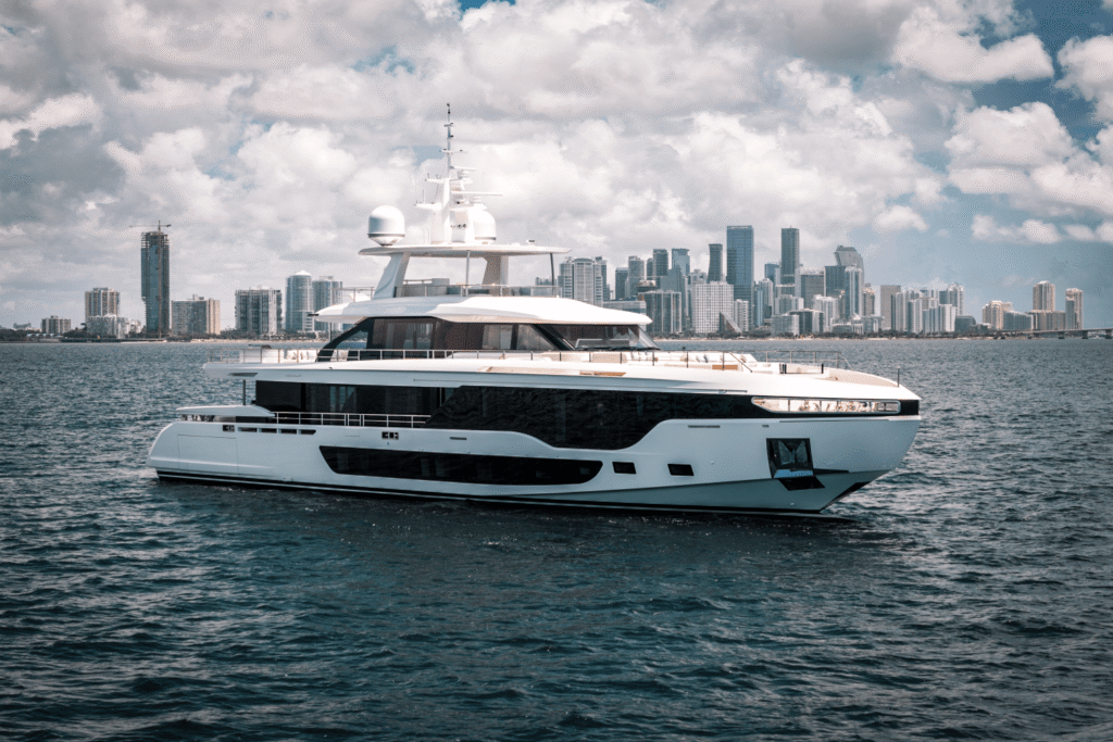 121’ Azimut
