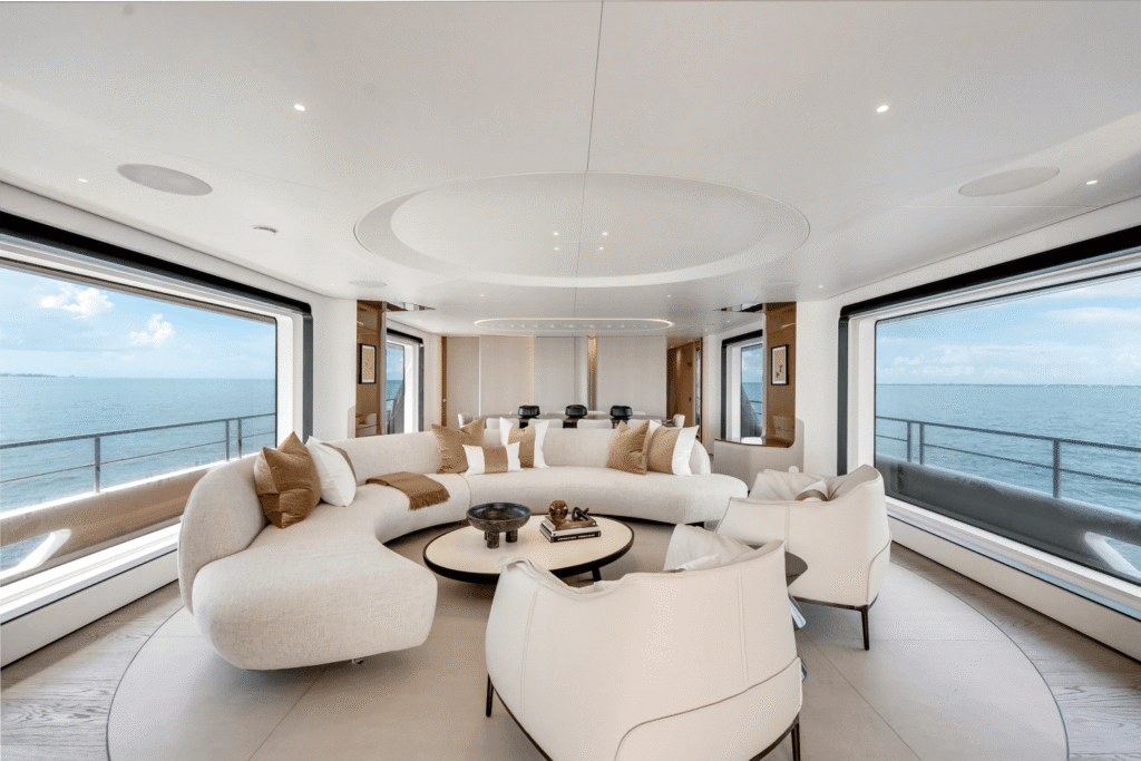 121’ Azimut