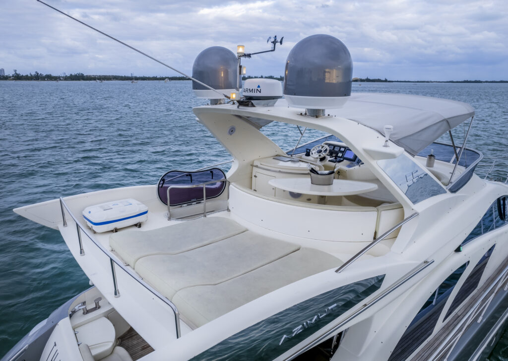 57’ Azimut