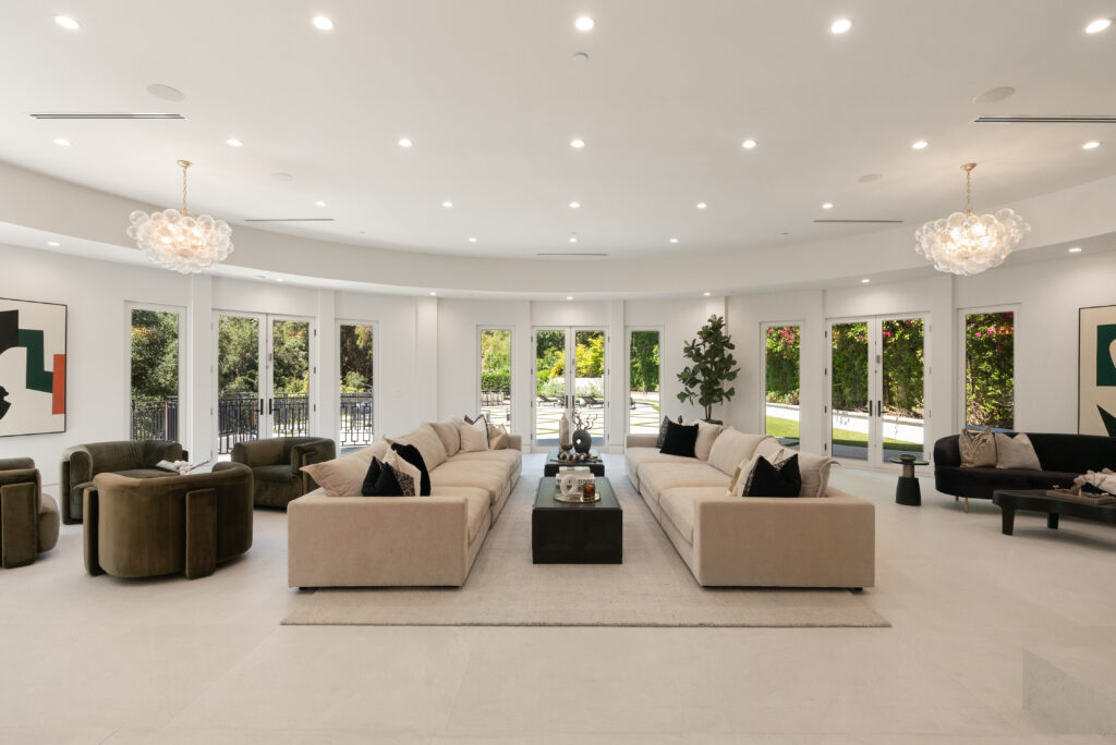 The Noblecrest Villa