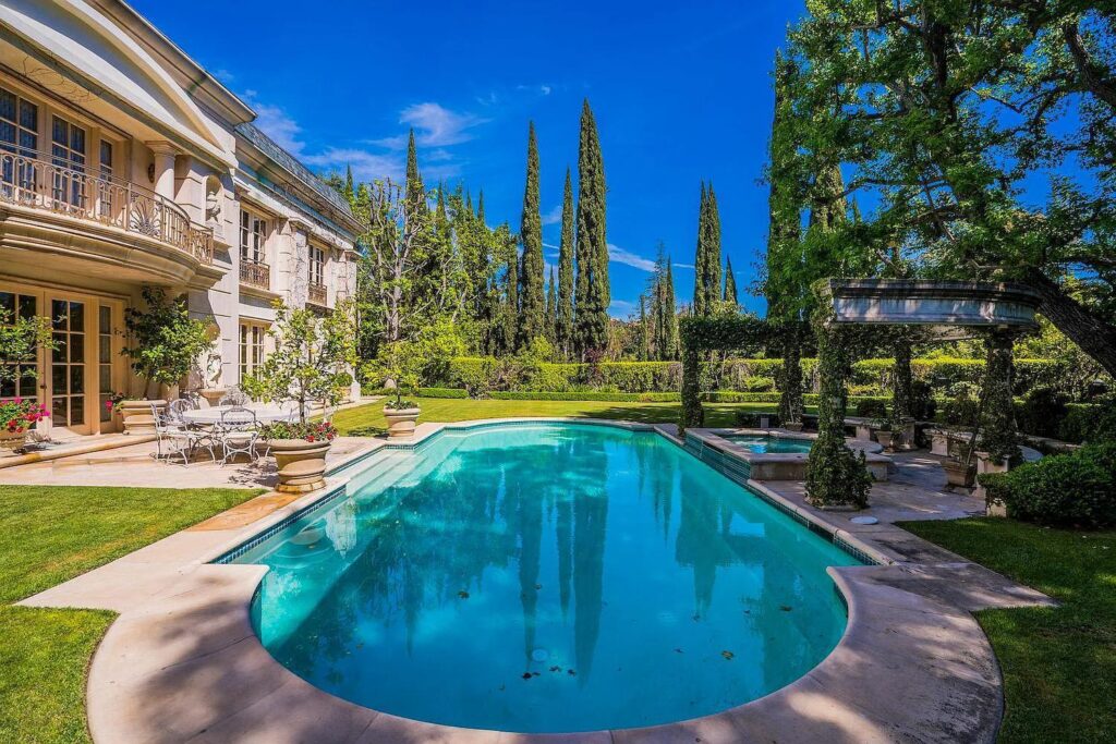 The Wendover Mansion