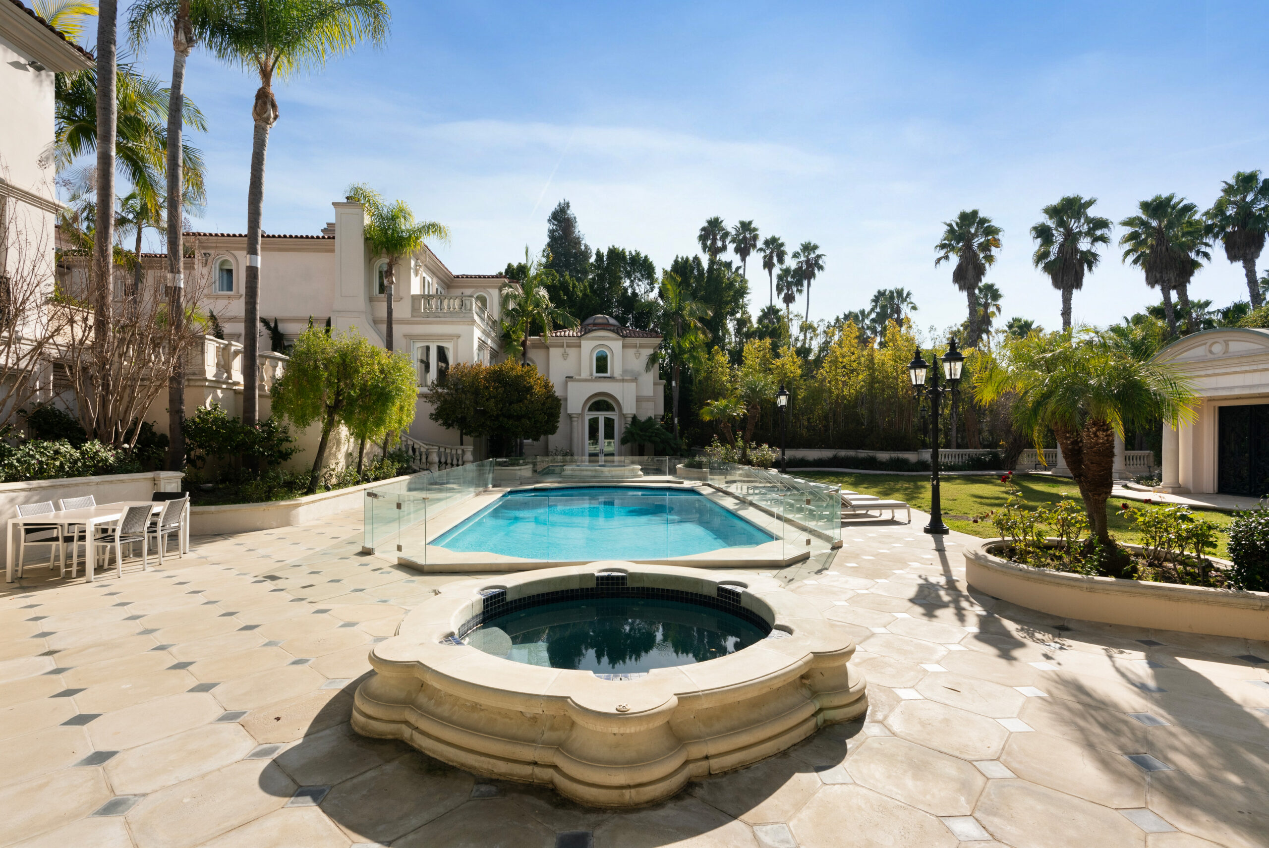 The Martinique Villa